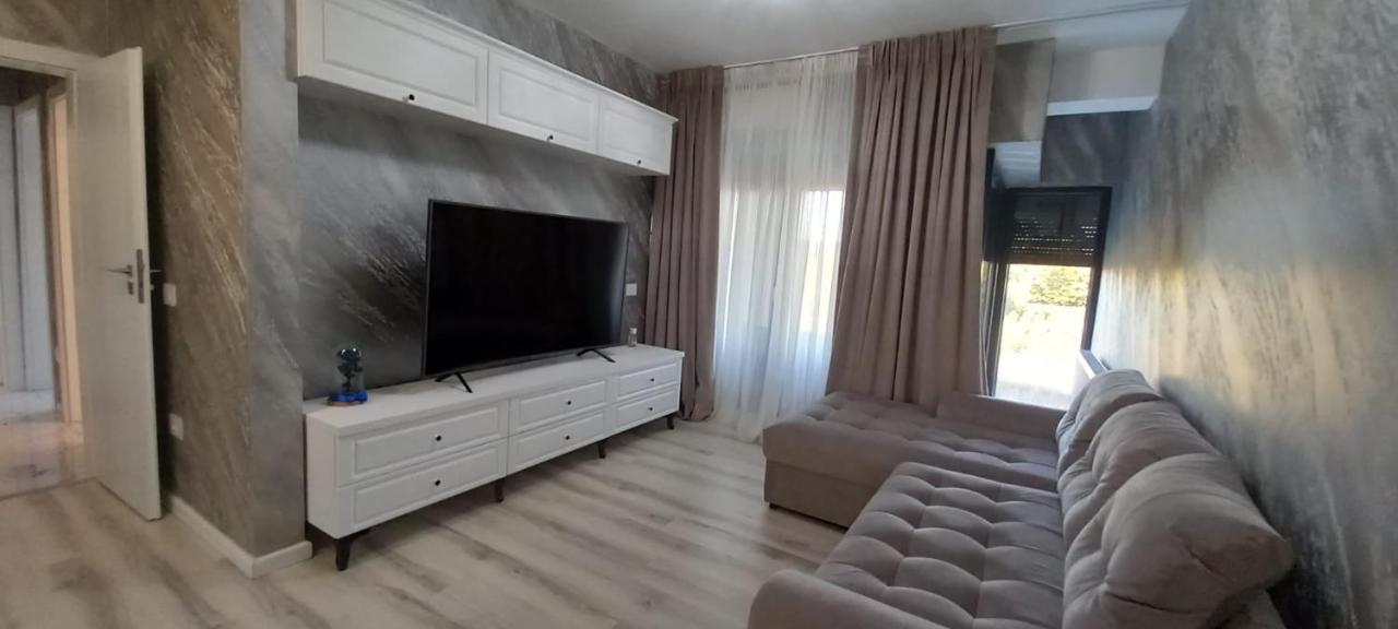 North Pipera Apartment W Parking & Self Check In Voluntari Kültér fotó